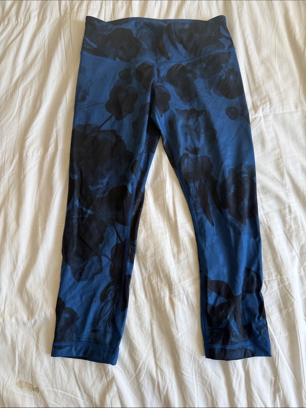 Lululemon cropped leggings